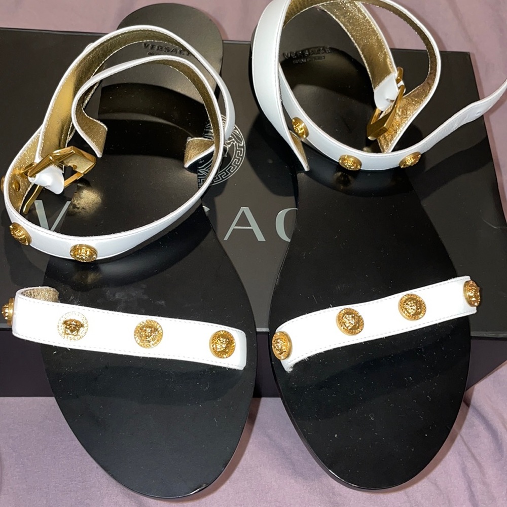 Versace flat Medusa sandals